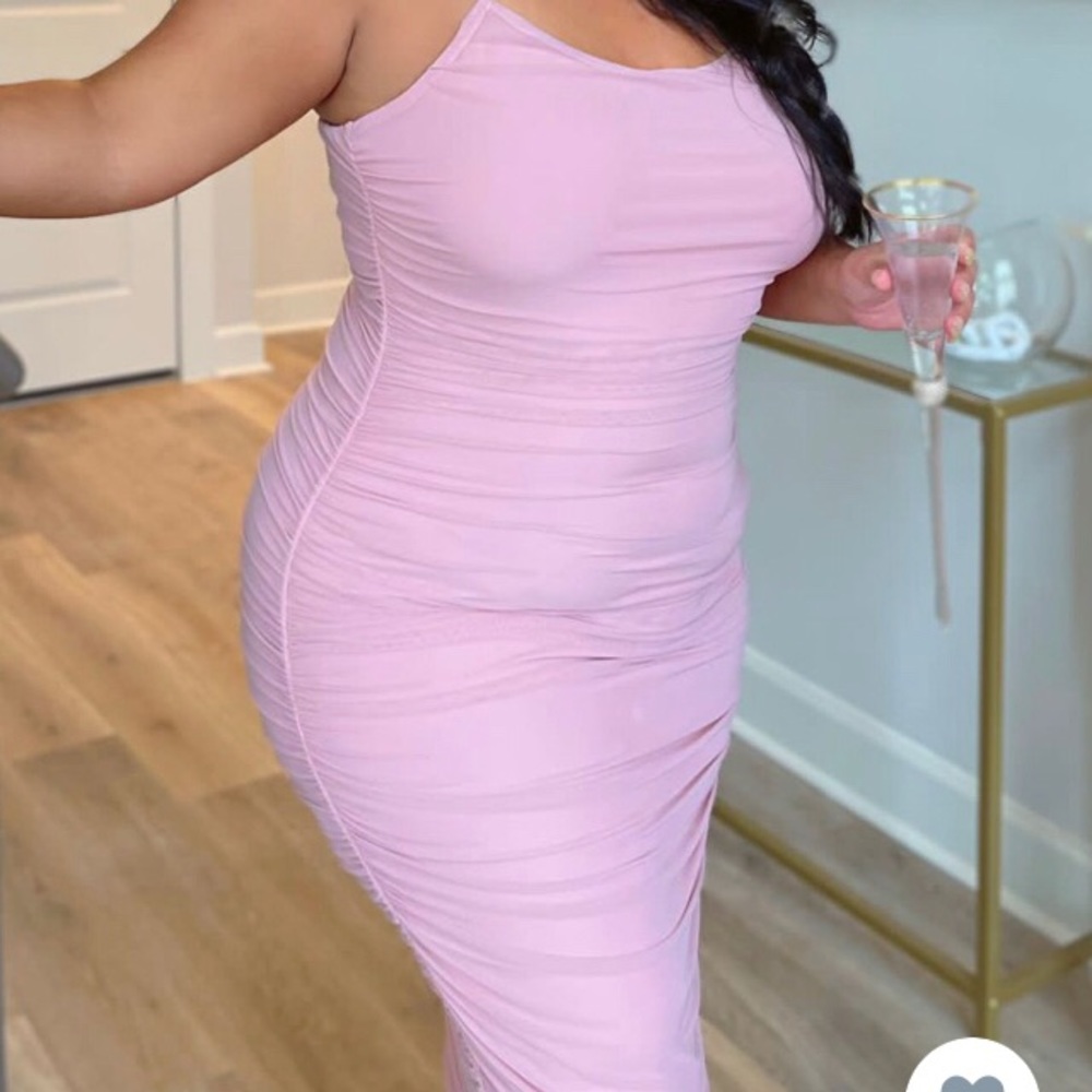 NWT Rusched Midi Dress